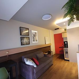 Flat Boutique, Coracao Do Jardins Ao Lado Shopping By Urooms